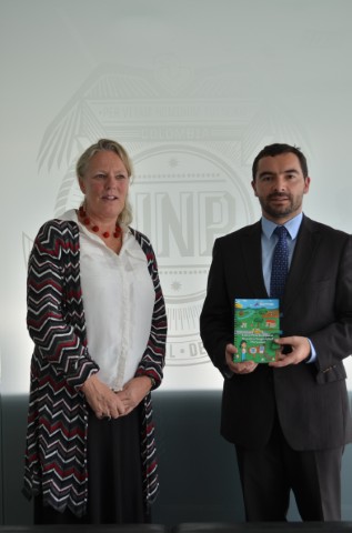 Con Marie Andersson analizando la cooperación sueca a la UNP a través del Fondo de Justicia Transicional del PNUD.