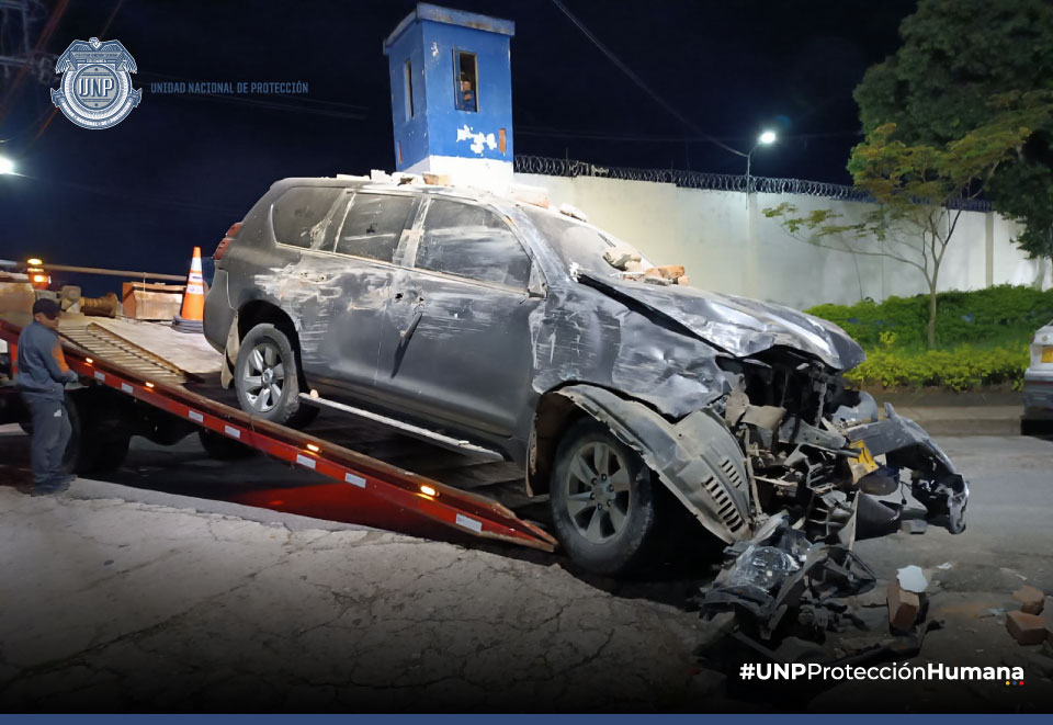 Reportan colisión de vehículo de la UNP