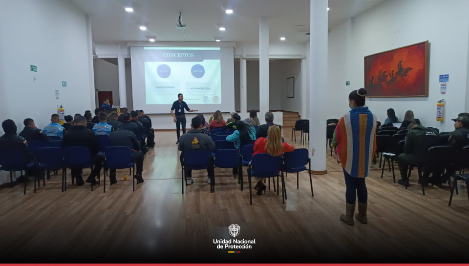 Socialización de rutas de protección en Tunja
