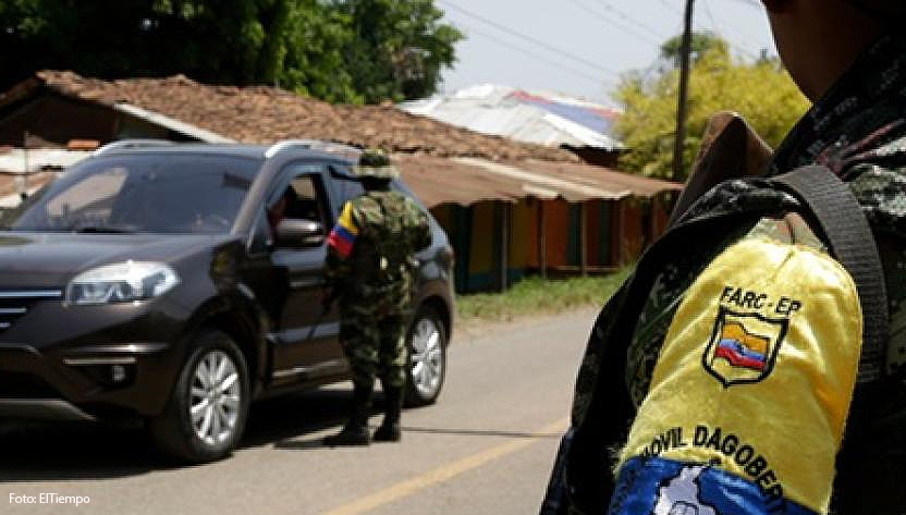 Lideresa y su personal de protección de la UNP, retenidos y asaltados en Cauca